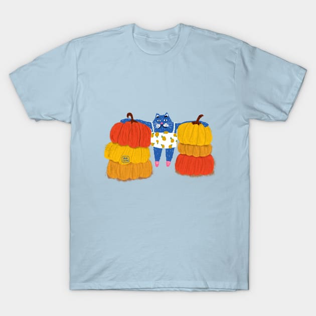 Pumpkin cat T-Shirt by Iruksson